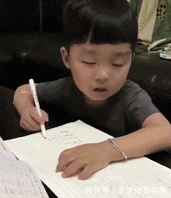 自律|一放假就做完“寒假作业”的,基本是这3类娃,不一定是“学霸”