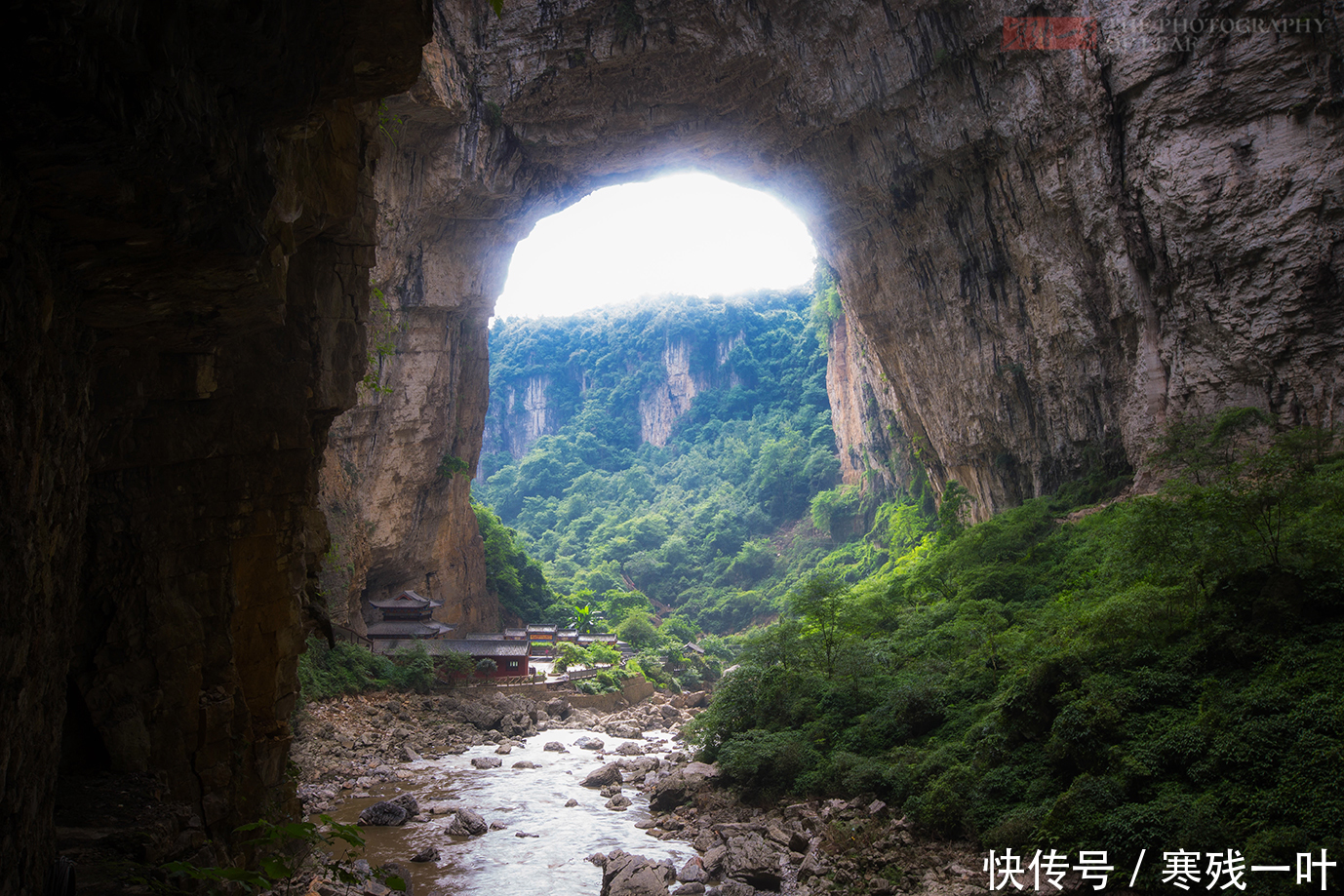 河谷|贵州织金大峡谷，深藏河谷底的另一个世界，感叹大自然的鬼斧神工