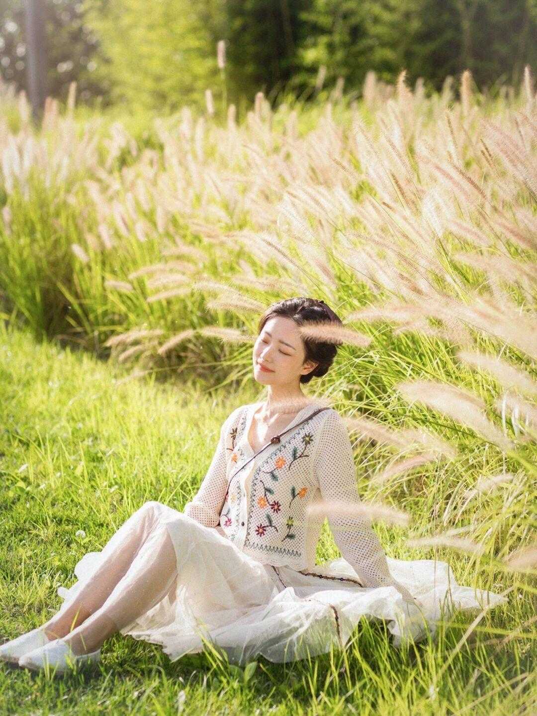 半身裙|法式浪漫文艺风,这样搭配效果更好,温柔又气质