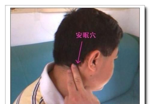 健脾祛湿|经常失眠,半夜睡不着觉做到这4点,喊都喊不醒,比猪能睡