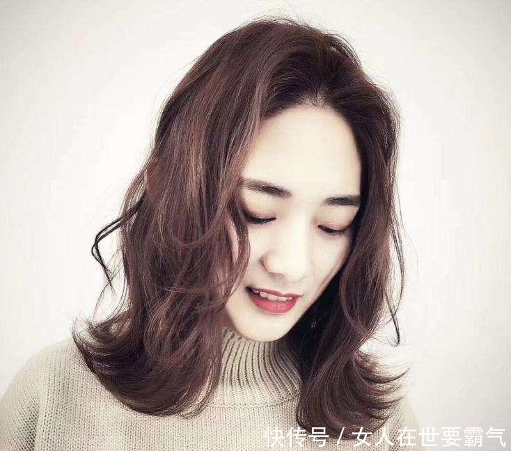 波波头波波头|50岁的女人,这样选发型,依然有气质!