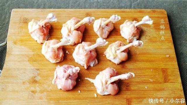 别买了,睡前腌上第二天做,这鸡腿做法简单,干净卫生