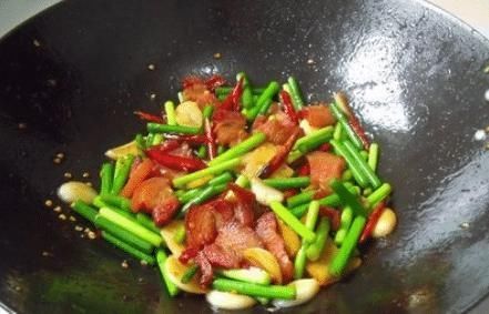 腌制|腊肉无需熏制,学会这4步,腊肉久放不变质,香味十足,吃不腻