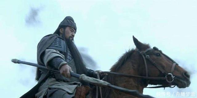 张飞|三国演义中的关羽和张飞,一个卖枣一个杀猪,从哪习得绝世武功!