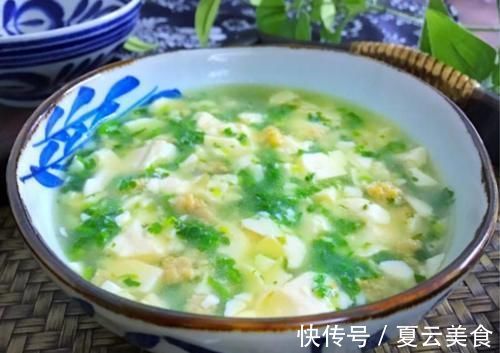 天冷了,豆腐和它是绝配,简单煮一煮,营养极高,补钙长个头