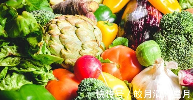 黄瓜|寒冬腊月易上火,别总吃大鱼大肉,多吃5种碱性蔬菜,润燥还降火!