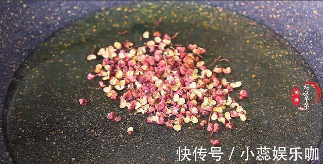 鸡腿|拌凉菜时,最忌直接加生抽,记住“211”,拌什么凉菜都香