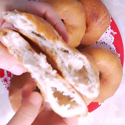 炸油饼|外皮酥脆,内里松软的炸油饼,有没有馋到你?