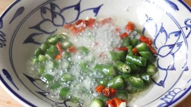 凉拌|黄瓜我家从来不凉拌,都是炝着吃,比肉还下饭,懒人做法吃着也香