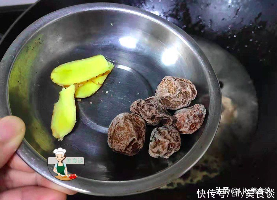 肉菜|夏天，儿子最馋排骨这个做法，加料焖上一锅，真香呀，营养不上火