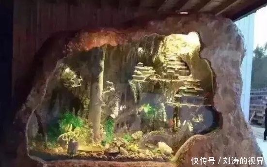 花了13.8吨玉石,只为做一个鱼缸,有钱任性!