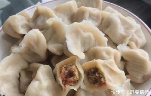 调萝卜馅,下锅焯水还是用盐杀水?学会这么做,味道更香还不出水