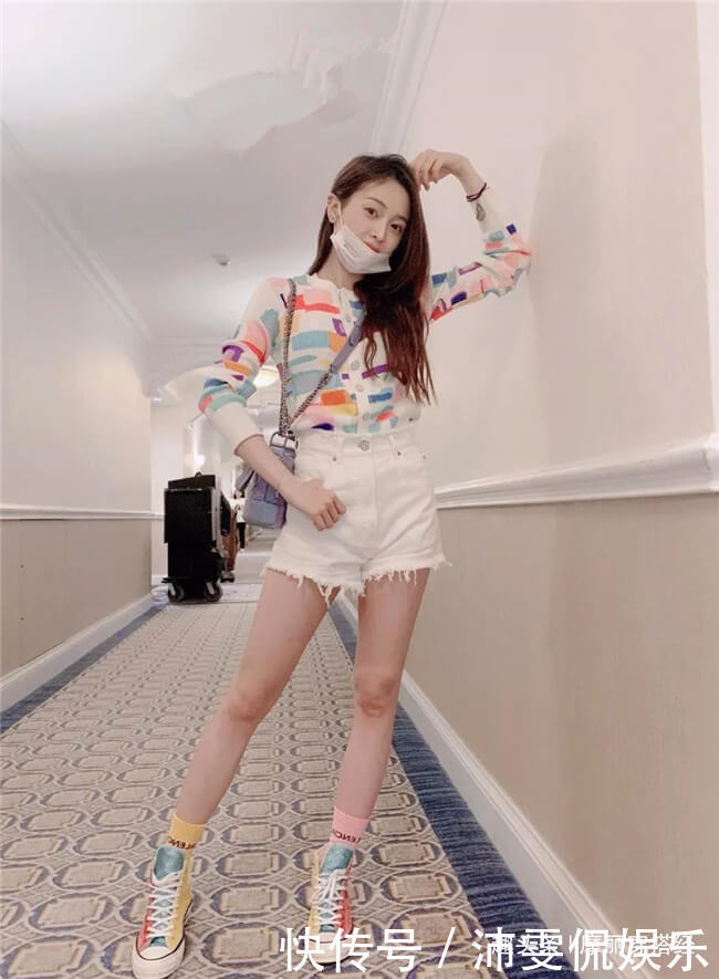 懒癌星人|穿对帆布鞋,比高跟鞋还要更加时髦有型!