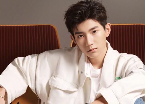 《奇异剧本鲨》将袭，原定“三字”顶流被换，阵容太强了