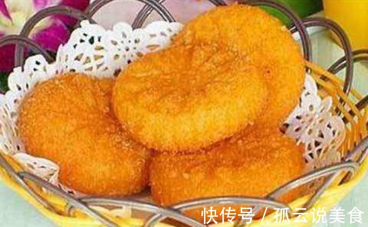 用它做南瓜饼,比鸡蛋饼软糯,比玉米饼香甜,老公一次能吃10个