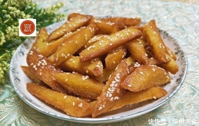 今天教你剩馒头新做法，馒头变零食，大人小孩都喜欢，太好吃了！