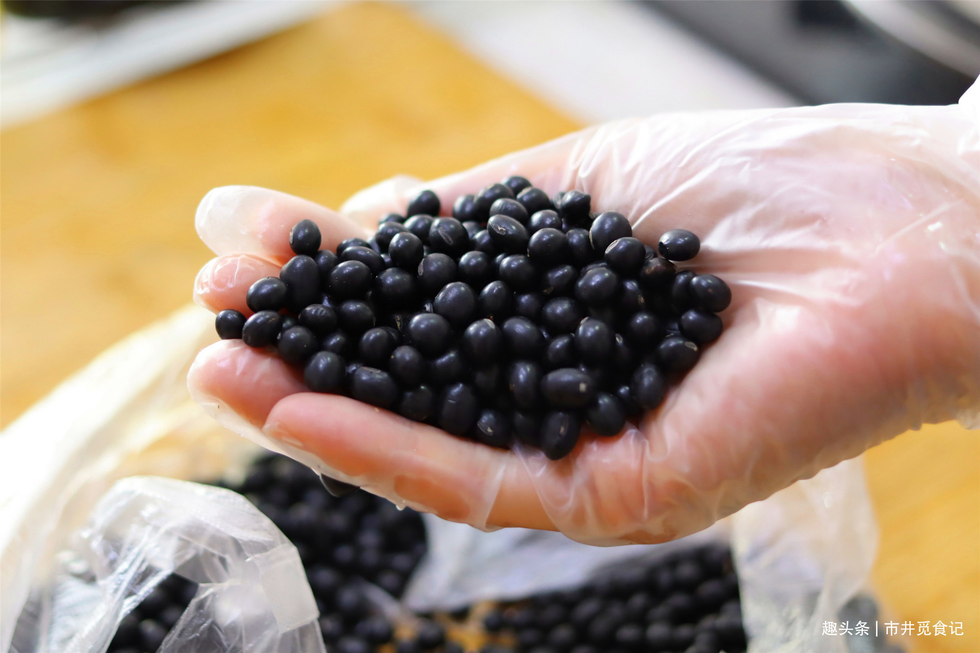 中国轻工业出版社|老一辈传下来的“醋泡黑豆”,冬天泡一罐,每天一勺,方便又营养