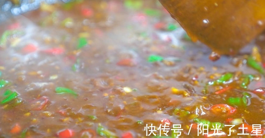 酱香饼|10分钟做锅万能酱,适合各种饼类、海鲜、烧烤、比老干妈好吃多了!