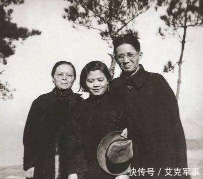 共渡|和平将军张治中与大字不识的原配夫人洪希厚,牵手共渡钻石婚