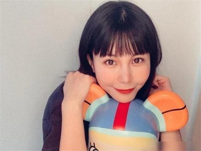 那個曾揚言“寧坐寶馬哭不坐單車笑”的女孩，現(xiàn)狀如何？