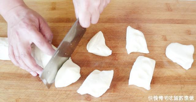 全程|外婆30年的烙饼诀窍,全程详细教你,烙出的饼柔润不发硬,超好吃