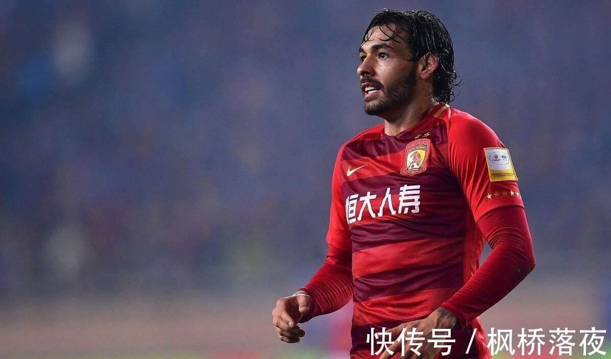 强援|段刘愚们已没有理由不努力!国足中场或再少一强援,只能靠自己了!