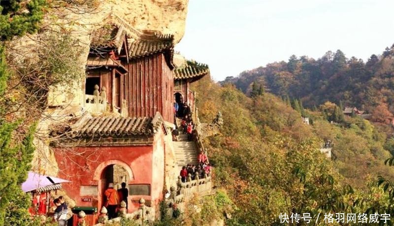 武当山上的“夺命龙头香”,百年来殉命者不计其数,如今稍有改动