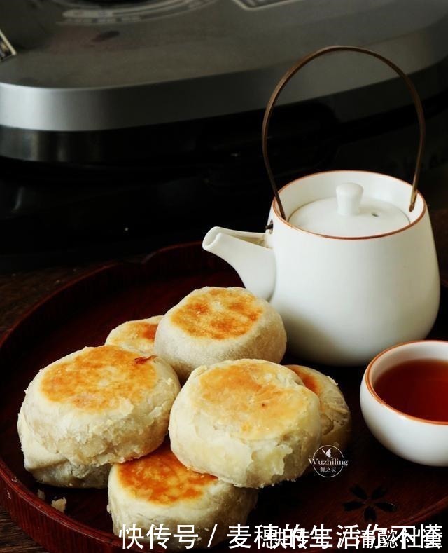 不用烤箱,一次开酥,教你在家做纯手工板栗酥饼,太香了