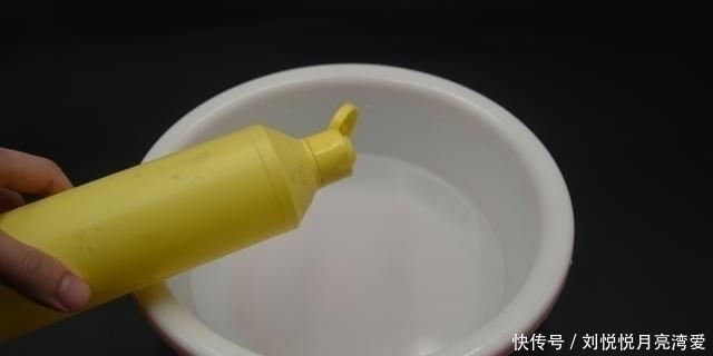 杀菌|每天用清水洗筷子,比没洗更脏,教你一招,筷子干净又杀菌,真棒