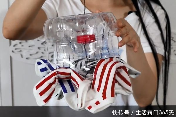 塑料瓶|大号塑料瓶不要扔,切几刀挂在阳台上,解决了家家户户的大烦恼!