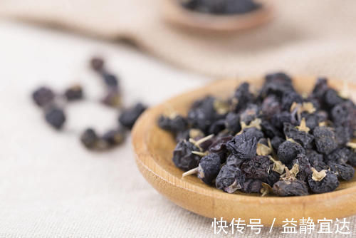 食用禁忌|吃枸杞吃进了医院,你还在这么吃吗?专家告诉你枸杞应该怎么吃