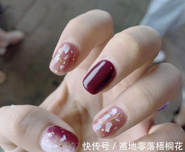 葡萄紫|超气质新年美甲,这几款让你艳压群芳,又酷又美