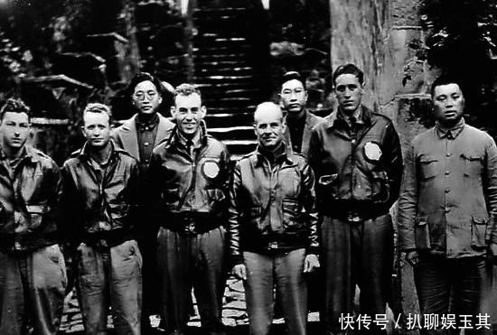 玩乐|二战初期的奇怪战争,一枪一炮不放,双方士兵各自在阵前玩乐