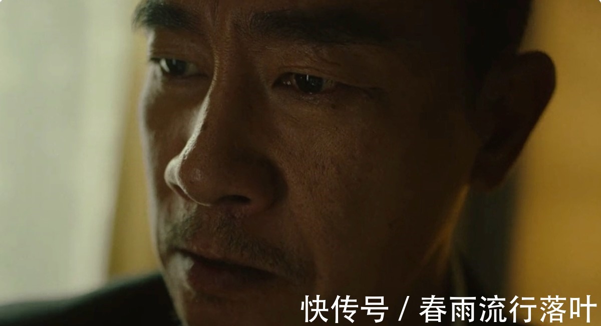 上线2天，全网热度榜第一，陈小春一出手，就是古惑仔大片天花板