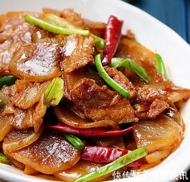 红椒|逢年过节家中待客必做的几道家常菜,色泽诱人解馋下酒,越吃越香