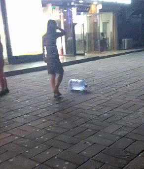 |搞笑GIF:姑娘 是时候找个男朋友了