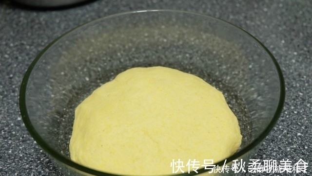 粗粮细做,玉米面最好吃的做法来了,不用蒸不用烤,孩子们都说好