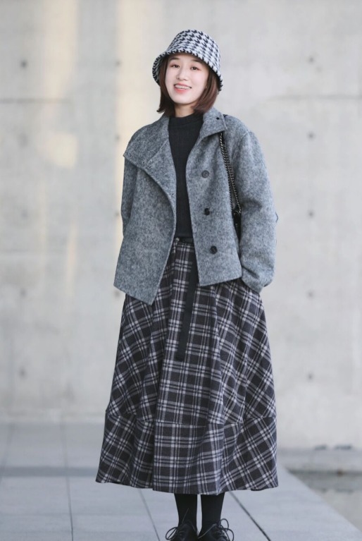 小个子 入冬先安排这4条半身裙,够美够撩人,小个子都能够驾驭