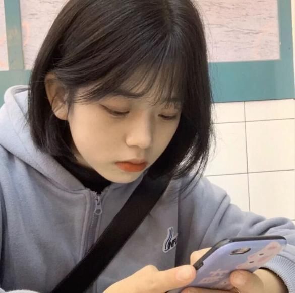 卧蚕|女生眼睛中有这3点标志,天生自带“烟熏妆”,00后你不早说