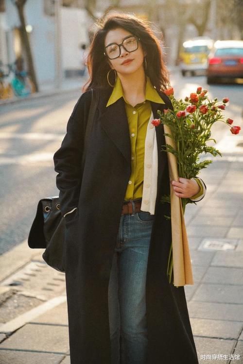 被三木的春季穿搭圈粉了，30岁女人这样穿，优雅洋气更减龄