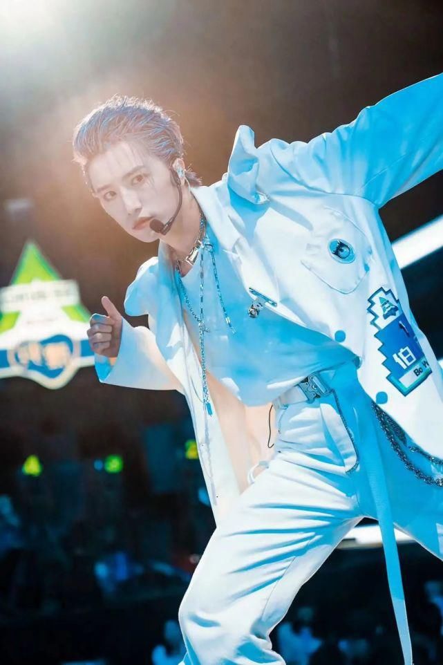 国际级“混战”，《创4》一公舞台MVP测评