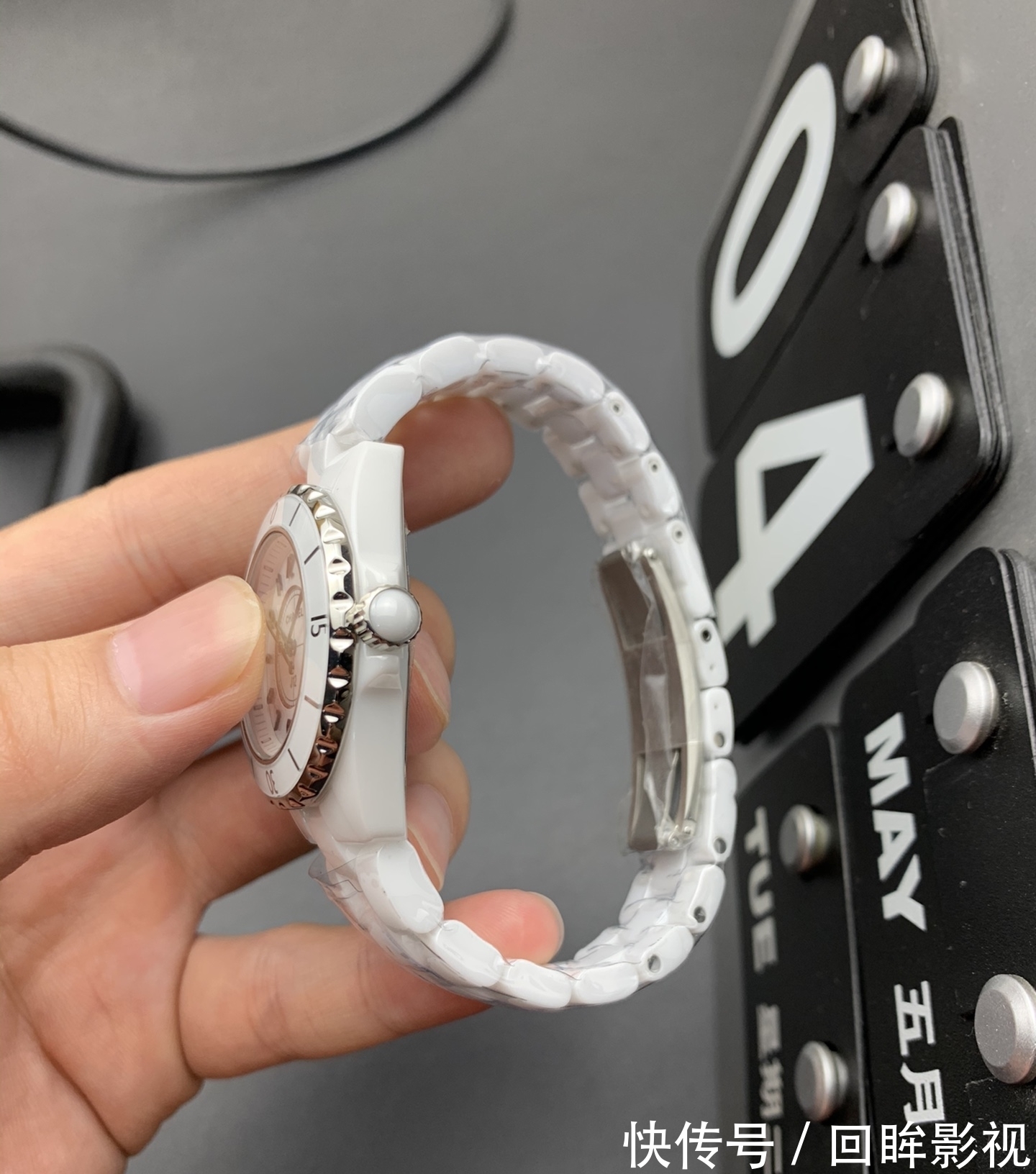 香奈儿 大富说表:XF”芯“选之作——“香奈儿J12系列