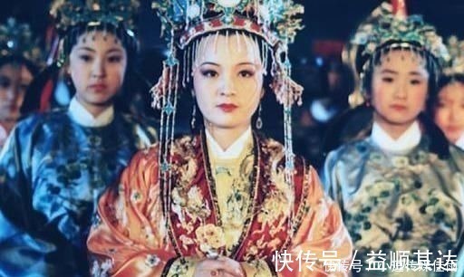 北静王@贾政生日那天闻听夏太监来降旨,为何全家如临大敌、坐立不安?