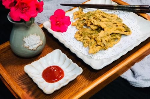 这菜其貌不扬，却浑身是宝，才5元1斤，家家户户都吃得起