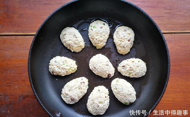 豆腐创意吃法,鲜香下饭,比肉还受欢迎,上桌孩子抢着吃!