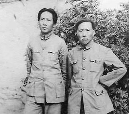 徐老|他留过学,还教出两个学生一个建立新中国,另一个写出了国歌