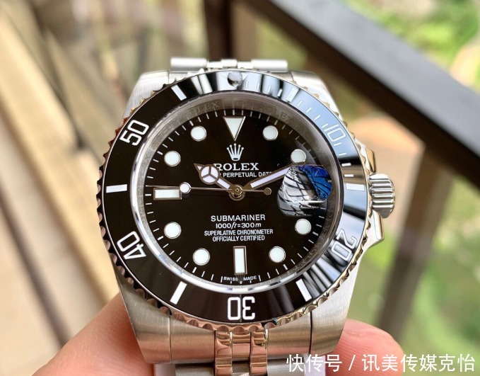 迪通|十万左右,冷门的蓝游艇和热门的黑水鬼,到底有何区别