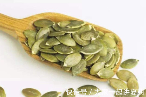 医生|男人想要肾不虚,医生常吃4种便宜货,补肾养精激发你的荷尔蒙