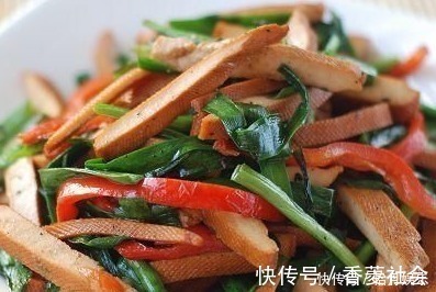 开胃消食，口感清香，酸甜劲道，味道逆天一吃就上瘾，女人必学菜