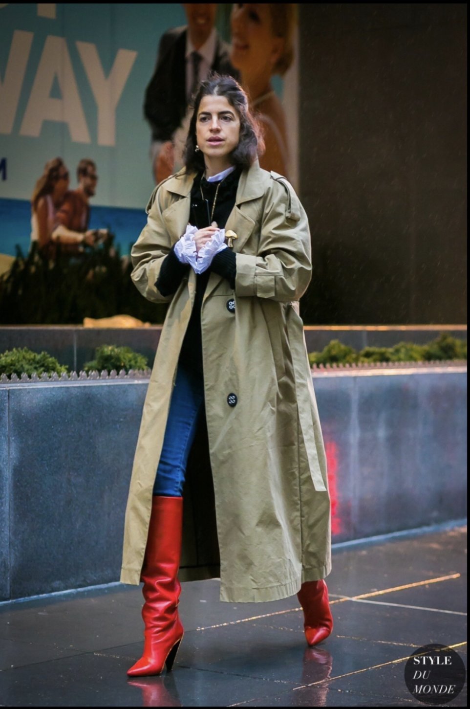 美姐|比黑白还配的颜色，大概只有它了……